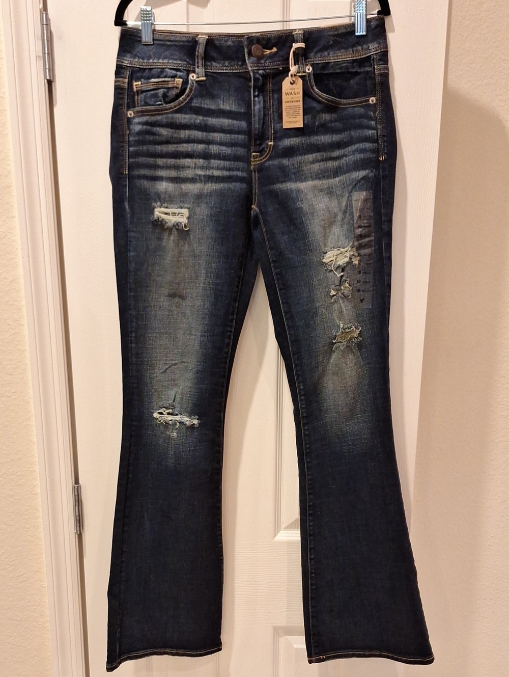 American Eagle Outfitters-Distressed Dark Blue Kick Boot Stretch Jeans-10 nwt